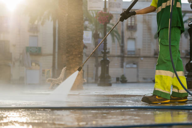Best Gas Station Cleaning  in Bay Hill, FL